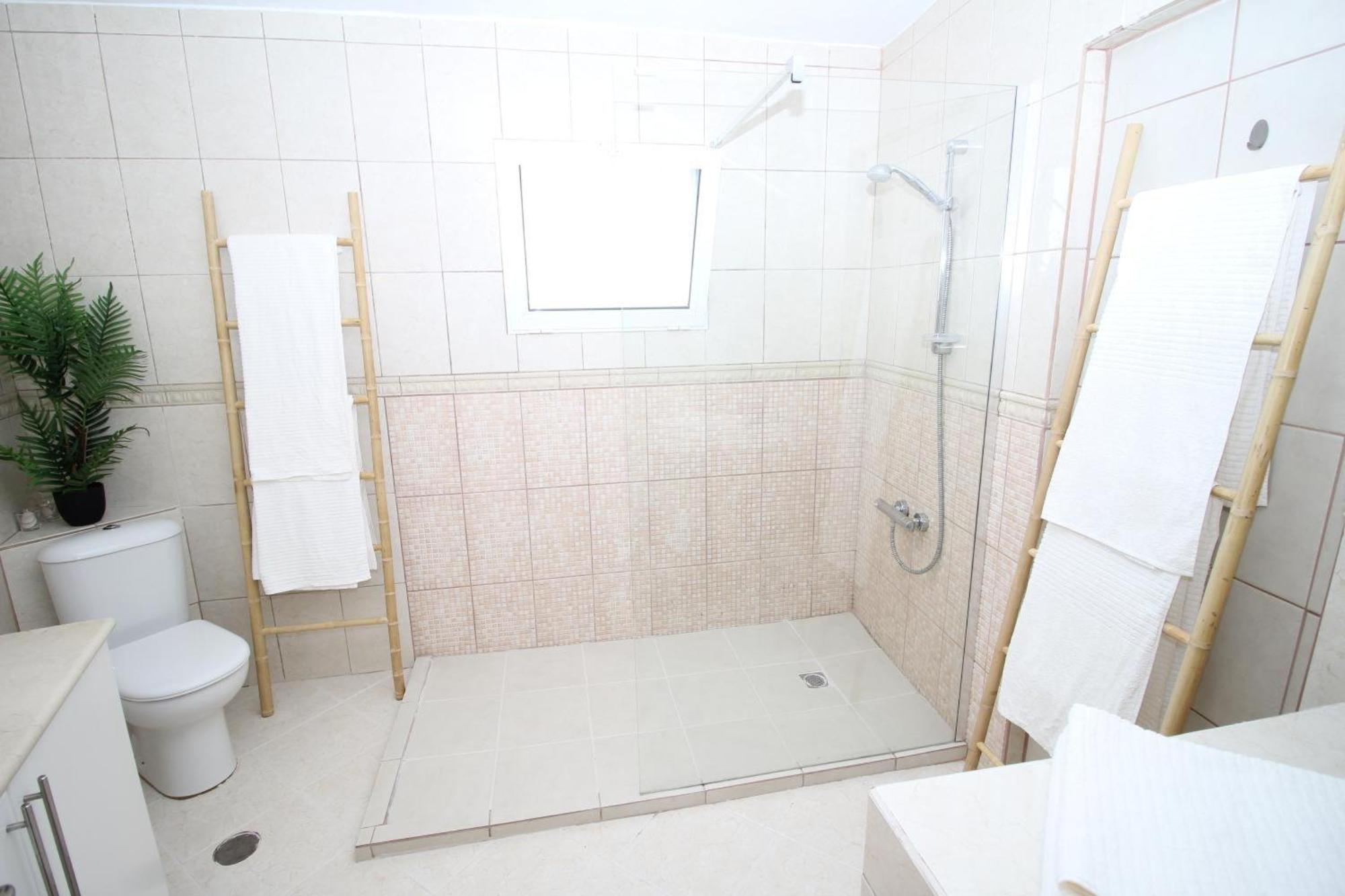 Villa Arriba Fuengirola Exteriör bild